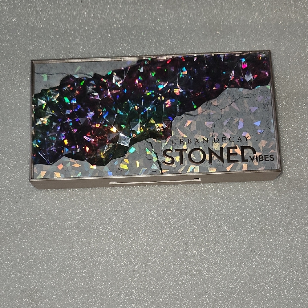Urban Decay Stoned Vibes Palette with Multicolor Holographic Design